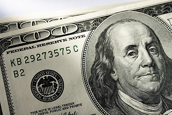 포토 JPG 해외이미지 종이 백그라운드 돈 비즈니스 사람없음 초록색 금융 숫자 달러 미국 공백 흰색 부채 그룹 재산 중앙 큼 가득함 사인 흙더미 계산서 월급 대출 고립 대통령 잭팟 많음 해외202004 해외포토 문자 컬러 컨셉 북아메리카 경제 흙 크기 파일형식 더미 이미지허브