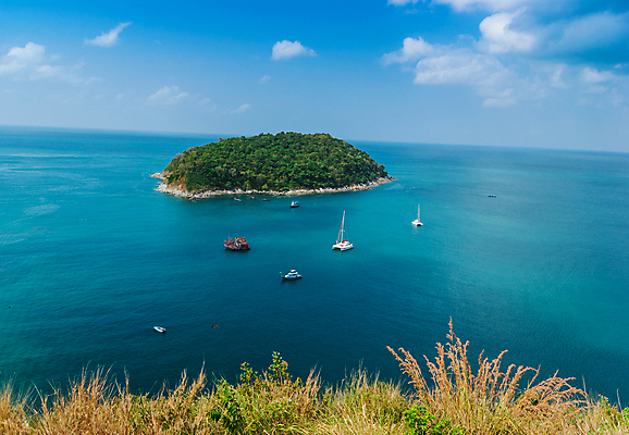 포토 JPG 해외이미지 나무 식물 아시아 바다 섬 태국 휴가 산 손바닥 풍경 해변 사람없음 초록색 물 파란색 만 숲 언덕 에메랄드 장면 암초 멀리 이국적 터키석 파라다이스 푸켓 해외202004 해외포토 자연요소 손 나라 컬러 보석 파일형식 이미지허브