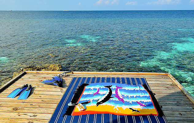 포토 JPG 해외이미지 모래 바다 섬 여행 자연 하늘 휴가 사람없음 야외 물 파란색 태양 수영 신혼여행 고급 산호 지느러미 암초 몰디브 이국적 터키석 파라다이스 해외202004 해외포토 자연요소 아시아 컬러 결혼 컨셉 수상스포츠 자포동물 보석 생태계 파일형식 이미지허브