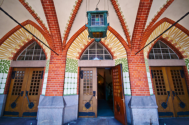 포토 JPG 해외이미지 여행 건축양식 핀란드 사람없음 건물 빨간색 교회 문 탑 맑음 역사 옛날 해외202004 해외포토 건축물 건축 컬러 종교건축 날씨 북유럽 파일형식 이미지허브