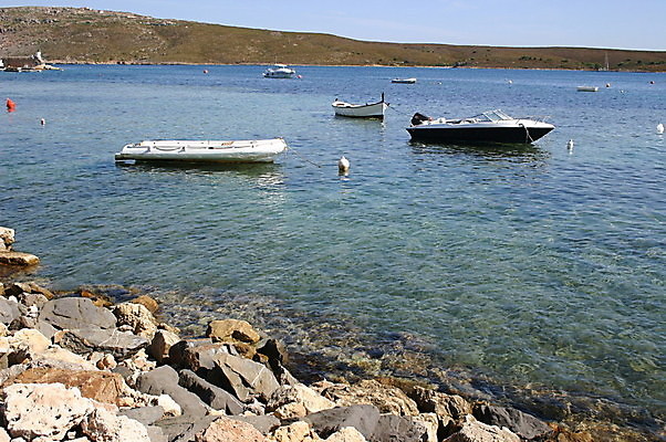 포토 JPG 해외이미지 구름 바다 교통시설 자연 하늘 열쇠 사람없음 물 항구 만 보트 정박 해외202004 해외포토 자연요소 교통 배_교통 시설 생태계 파일형식 이미지허브