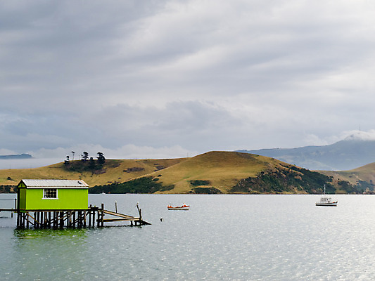 포토 JPG 해외이미지 구름 바다 섬 자연 하늘 날씨 새로움 주택 풍경 사람없음 초록색 물 평화 시골 만 보트 뉴질랜드 폭풍 헛간 남쪽 나쁜 해외202004 해외포토 자연요소 컬러 컨셉 배_교통 건물 오세아니아 방향 생태계 저장고 파일형식 이미지허브