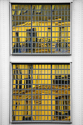 포토 JPG 해외이미지 디자인 추상 사람없음 건물 반사 거울 프랑스 수확 도시 황금 타일 복고 모자이크 발판 파리(프랑스) 해외202004 해외포토 건축물 유럽 무늬 농업 파일형식 이미지허브