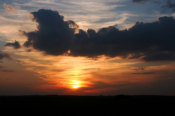 포토 JPG 해외이미지 구름 오렌지 하늘 사람없음 세트 컬러풀 태양 황혼 일몰 오스트리아 설정 해외202004 해외포토 자연요소 유럽 컬러 과일 노을 파일형식 이미지허브
