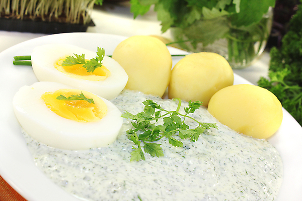 포토 JPG 해외이미지 접시 다이어트 감자 파슬리 요리 사람없음 초록색 저녁식사 허브 점심식사 쪽파 전문 프랑크푸르트 핸드메이드 해외202004 해외포토 식물 식기 컬러 채소 독일 건강 식사 도시 파 파일형식 이미지허브