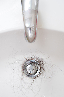 포토 JPG 해외이미지 사람없음 뷰티 머리카락 세면대 두피케어 탈모 탈모클리닉 해외202004 탈모예방 해외포토 머리 예방 클리닉 헤어관리 증상 파일형식 이미지허브