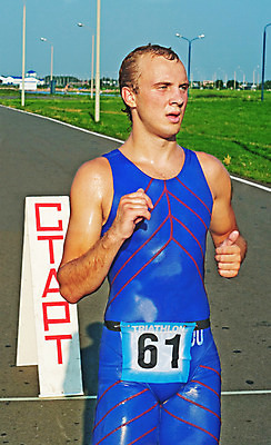 포토 JPG 해외이미지 도로 하늘 날씨 건강 그림자 한명 여름 달리기 태양 숫자 자전거 경쟁 시간 끝 즐거움 흔적 시작 서식 레이서 승자 운동가 필승 해외202004 해외포토 자연요소 문자 1 계절 감정 길 컨셉 교통시설 모션 사람 바이크 우승 파일형식 이미지허브