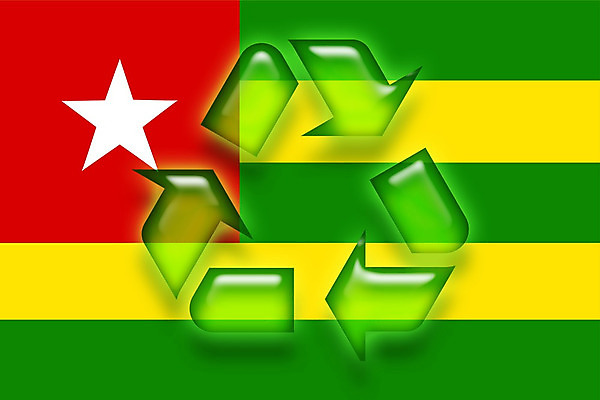 포토 JPG 해외이미지 클립아트 디자인 일러스트 미술 사람없음 그래픽 재활용 깃발 심볼 사인 에코 생태계 클립 애국심 전국 토고 해외202004 해외포토 문화예술 환경 친환경 파일형식 서아프리카 이미지허브