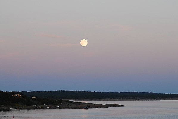 포토 JPG 해외이미지 하늘 노르웨이 사람없음 보름달 달 야간 저녁 갈기 해외202004 해외포토 자연요소 유럽 파일형식 이미지허브