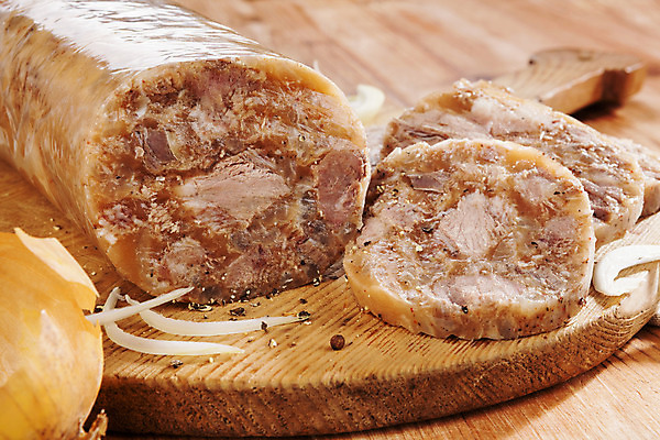 포토 JPG 해외이미지 스튜디오촬영 전통 유럽 음식 빵 조각 백그라운드 채소 부분 양파 육류 돼지고기 요리 사람없음 목재 가로 갈색 활발 수확 껍질 시골 소시지 횡단보도 칼 먹기 향신료 강렬 식품점 해외202004 해외포토 나무 나라 컬러 컨셉 농업 식재료 재료 모션 실내 상점 가공식품 보행로 향미료 파일형식 이미지허브