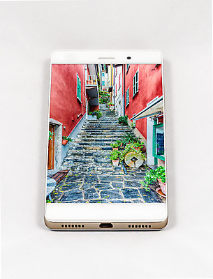 포토 JPG 해외이미지 유럽 호수 벽 여행 컨셉 인터넷 통신 모바일 휴가 산 거리 주택 풍경 사람없음 스마트폰 핸드폰 여행객 마을 디지털 스크린 이탈리아 터치 도시 네트워크 역사 지중해 무선전화기 전화기 오브젝트 그림 좁은 타운 PDA 멀티미디어 고립 터치스크린 해외202004 해외포토 나라 바다 사람 건물 전자제품 스마트기기 파일형식 이미지허브