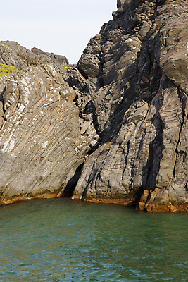 포토 JPG 해외이미지 바다 섬 여행 자연 하늘 휴가 휴식 풍경 사람없음 야외 물 여름 파란색 관광지 태양 흰색 뜨거움 투명 지중해 그리스 화산 암초 타운 산토리니 이국적 해외202004 해외포토 자연요소 계절 유럽 컬러 컨셉 산 도시 생태계 파일형식 이미지허브