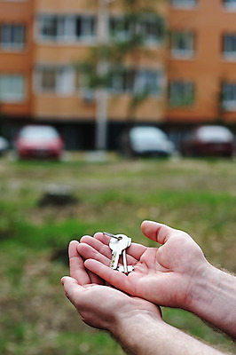 포토 JPG 해외이미지 백인 1 손 커플 남자 행복 백그라운드 컨셉 셔츠 비즈니스 모션 성공 열쇠 새로움 아파트 주택 실내 서기 미소 사람 성인 사람없음 판매 금속 검은색 꿈 표현 잡기 비즈니스맨 재산 플랫 구매 중개인 심볼 주기 부동산중개인 처음 해외202004 해외포토 서양인 직업 감정 컬러 상의 관계 재질 부동산 표정 내부 건물 신체부위 금융 쇼핑 직장인 파일형식 이미지허브