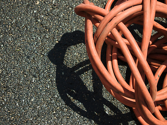 포토 JPG 해외이미지 직업 산업 백그라운드 오렌지 건축양식 사람없음 힘 기계 장비 도구 공구 업무 작업실 수리 콘센트 코드 확대 제조 연결 묘사 오브젝트 건축업자 계약자 고립 땅바닥 콘크리트 해외202004 해외포토 건축 과일 바닥 작업 계약 파일형식 이미지허브