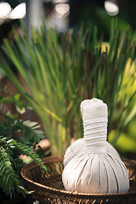 포토 JPG 해외이미지 백그라운드 잎 신체 공 태국 자연 휴식 건강 사람없음 치료 약 갈색 스파 침묵 목욕 화장품 활발 흰색 마사지 최고 뜨거움 허브 피부 피부관리 코 향기 아로마 아로마테라피 생강 테라피 내추럴 돌봄 해외202004 해외포토 식물 아시아 컬러 컨셉 채소 의학 모션 신체부위 뷰티 소리 청결 생태계 냄새 파일형식 이미지허브