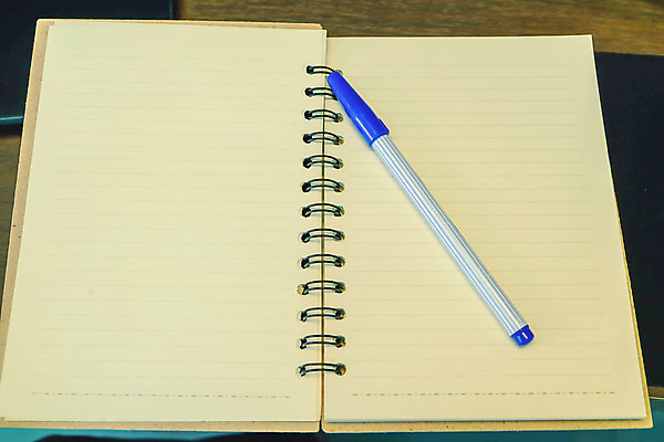 포토 JPG 해외이미지 교육 종이 백그라운드 컨셉 인터넷 비즈니스 통계 그래프 사람없음 책 금융 단어 스터디 사무실 알약 연필 펜 우주 디지털 모니터 쪽지 공책 자료 장비 거래 정보 작업 시장 계획 주식 큼 휴대용 분석 무역 보고서 문서 외화 상업 시트 마케팅 분석가 수입 해외202004 해외포토 직업 문자 산업 문구용품 학용품 경제 학습 컴퓨터 필기구 약 크기 오브젝트 파일형식 이미지허브