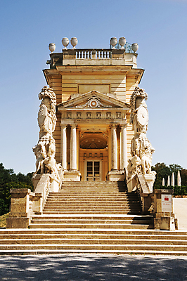 포토 JPG 해외이미지 공원 교육 꽃 유럽 길 여행 건축양식 자연 휴가 사람없음 건물 장식 초록색 여름 파란색 태양 노란색 정원 봄 궁전 도시 비엔나 오스트리아 기념물 천연기념물 귀족 단절 랜드마크 바로크 서쪽 옛날 정중 스타일 해외202004 해외포토 자연요소 식물 건축물 계절 공공시설 건축 나라 컬러 컨셉 고건축 방향 생태계 파일형식 이미지허브