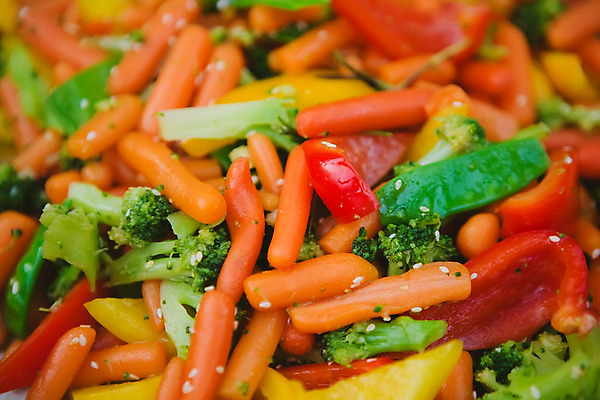 포토 JPG 해외이미지 전통 접시 음식 백그라운드 채소 오렌지 젓가락 탁자 양파 파슬리 건강 육류 요리 동양인 사람없음 가로 초록색 노란색 주방 식당 검은색 식사 저녁식사 중국 당근 튀김 흰색 신선 면 뜨거움 사발 맛 향신료 매움 완두콩 후추 점심식사 채식주의자 개조 해외202004 해외포토 식기 아시아 컬러 가구 컨셉 과일 식재료 콩 뿌리채소 수저 인종 상점 사기그릇 채식 향미료 파일형식 이미지허브