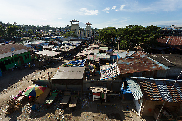 포토 JPG 해외이미지 전통 옷 아시아 문화 건축양식 자연 하늘 지붕 주택 매달리기 사람 동양인 사람없음 야외 건물 물 파란색 강 마을 고통 시골 보트 원주민 오두막 가난 함선 인도네시아 장면 불행 북쪽 통조림 시트 밀짚 판잣집 필요 해외202004 해외포토 자연요소 건축물 건축 감정 나라 컬러 컨셉 배_교통 모션 인종 아프리카인 짚 방향 생태계 파일형식 이미지허브