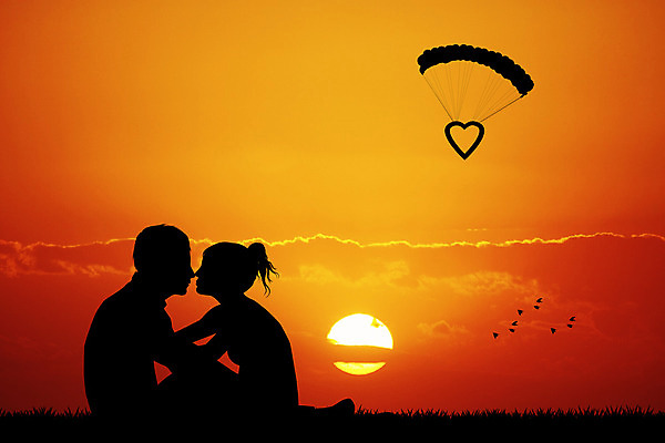 포토 JPG 해외이미지 커플 실루엣 결혼 컨셉 프로포즈 일러스트 함께함 발렌타인데이 사랑 이벤트 사람없음 일몰 하트 축하 약혼 해외202004 해외포토 모양 감정 관계 데이이벤트 촬영기법 노을 약속 파일형식 이미지허브