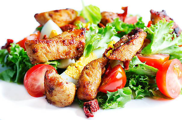 포토 JPG 해외이미지 식기 접시 음식 토마토 채소 태국 건강 육류 요리 인종 사람없음 빨간색 초록색 계란 식사 저녁식사 치킨 봄 샐러드 튀김 흰색 신선 뜨거움 맛 그릴 상추 먹기 향신료 후추 점심식사 해외202004 해외포토 계절 아시아 컬러 컨셉 식재료 모션 주방용품 사람 알 닭고기요리 향미료 파일형식 이미지허브