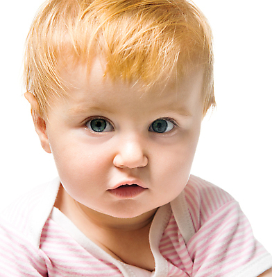 포토 JPG 해외이미지 백인 응시 여자 딸 행복 얼굴 어린이 백그라운드 가족 건강 사랑 한명 웃음 사람 소년 금발 기쁨 흰색 아기 작음 월 걸음마 결백 천진난만 해외202004 해외포토 서양인 1 헤어스타일 시선 남자 감정 컬러 컨셉 관계 모션 표정 신체부위 날짜 크기 파일형식 이미지허브