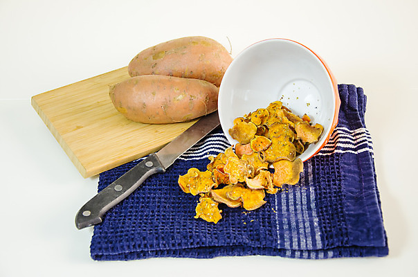 포토 JPG 해외이미지 접시 음식 백그라운드 다이어트 채소 오렌지 재료 부분 탁자 감자 건강 요리 사람없음 목재 옆모습 세로 파란색 수건 노란색 쌓기 주방 튀김 흰색 시골 신선 도자기 사발 황금 붓기 칼 달콤 맛 자르기 굽기 먹기 허브 준비 흰배경 유기농 냅킨 날것 슬라이스 뿌리 소금 후추 무침 내추럴 점심식사 고립 비트 오레가노 절임 짠맛 채식주의자 핸드메이드 비건 해외202004 해외포토 나무 식물 식기 웰빙 뷰포인트 컬러 가구 컨셉 과일 모션 위생용품 식사 사기그릇 구이 향신료 채식 파일형식 이미지허브