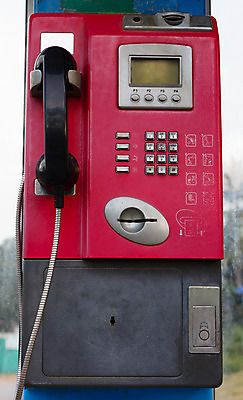 포토 JPG 해외이미지 분홍색 텍스트 통신 버튼 커뮤니케이션 날씨 사람없음 야외 한개 숫자 장비 전화기 시티라이프 키패드 해외202004 해외포토 문자 1 라이프스타일 컬러 파일형식 이미지허브