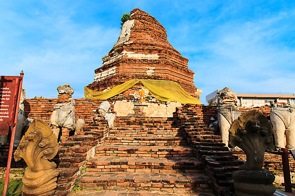 포토 JPG 해외이미지 전통 외관 아시아 종교 문화 여행 불교 건축양식 태국 하늘 벽돌 동양인 사람없음 야외 건물 장식 조각상 문 탑 블록 골동품 사찰 영혼 역사 사자 캄보디아 사리탑 숭배 옛날 파멸 해외202004 해외포토 건축물 건축 나라 컨셉 포유류 종교건축 인종 조형물 파일형식 소멸 이미지허브