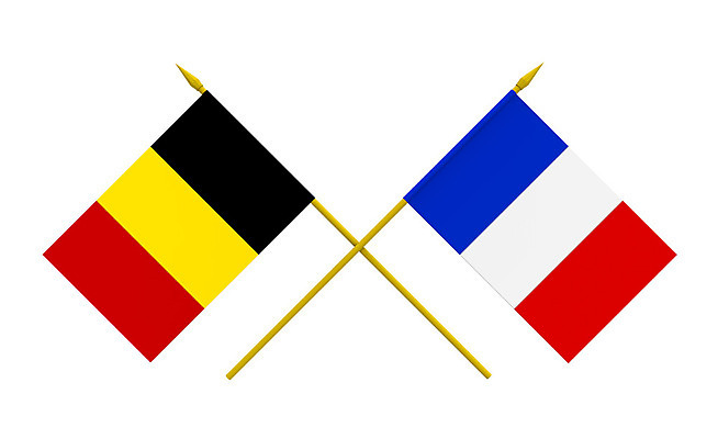 포토 JPG 해외이미지 배너 유럽 컨셉 일러스트 비즈니스 통신 협력 사람없음 빨간색 파란색 노란색 3D 경쟁 흰색 깃발 정상 심볼 네덜란드 싸움 만들기 벨기에 고립 전국 정치 표준 해외202004 해외포토 나라 컬러 모션 디지털합성 서유럽 파일형식 이미지허브