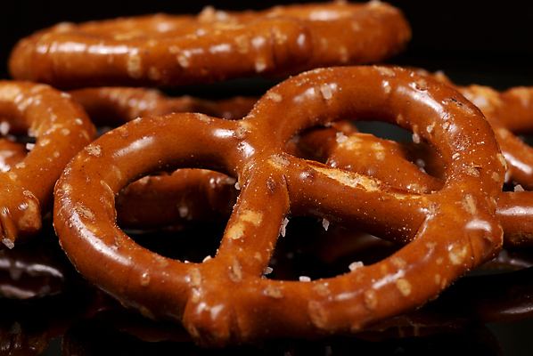 포토 JPG 해외이미지 검은배경 실내 근접촬영 사람없음 브레첼 해외202004 해외포토 뷰포인트 백그라운드 디저트 내부 검은색 파일형식 이미지허브