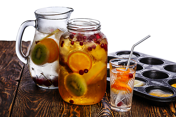 포토 JPG 해외이미지 음료 오렌지 과일 유리 귤 사람없음 목재 냉동 얼음 시골 조끼 항아리 닫기 레몬 고립 핸드메이드 해외202004 해외포토 자연요소 나무 재료 모션 재질 외투 도자기 파일형식 이미지허브