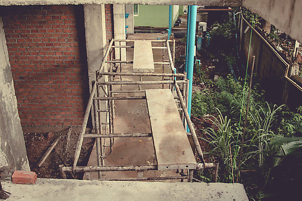 포토 JPG 해외이미지 디자인 산업 백그라운드 패턴 비즈니스 건축양식 공장 하늘 노동자 새로움 바닥 주택 프레임 사람없음 야외 건물 초록색 파란색 쌓기 금속 힘 장비 도시 업무 땅 철 기중기 시멘트 리프트 판 무거움 공학 내추럴 개발 중고 지원 철강 콘크리트 프로젝트 해외202004 해외포토 직업 건축물 교육 건축 컬러 컨셉 무늬 공업 모션 재질 작업 중장비 무게 파일형식 이미지허브