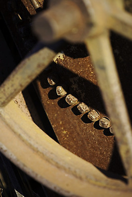 포토 JPG 해외이미지 농업 추상 옥수수 사람없음 기계 수확 벨트 바퀴 기어 밭일 옛날 해외202004 해외포토 잡화 산업 무늬 곡류 파일형식 이미지허브