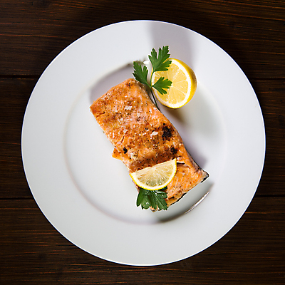 포토 JPG 해외이미지 접시 음식 백그라운드 다이어트 토마토 채소 부분 건강 육류 3 어류 스테이크 요리 사람없음 가로 식사 저녁식사 샐러드 튀김 흰색 우아함 맛 그릴 바비큐 굽기 먹기 레몬 준비 연어 딜 오메가 입가심 해외202004 해외포토 식기 컬러 컨셉 과일 식재료 모션 주방용품 서양음식 수중동물 구이 파일형식 이미지허브