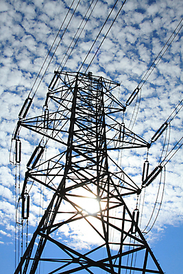 포토 JPG 해외이미지 구름 하늘 사람없음 햇빛 태양 탑 힘 에너지 전염 철탑 해외202004 해외포토 자연요소 건축물 질병 감염 파일형식 이미지허브