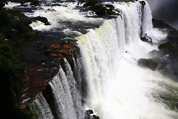 포토 JPG 해외이미지 자연 풍경 사람없음 물 강 폭포 젖음 흐름 남아메리카 숲 브라질 아르헨티나 파라과이 해외202004 해외포토 자연요소 컨셉 아메리카 생태계 파일형식이미지허브 