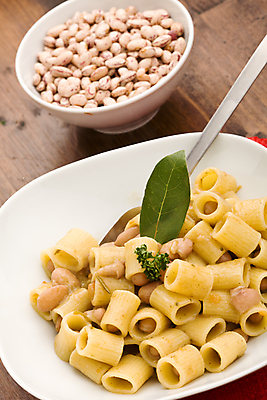 포토 JPG 해외이미지 식물 음식 채소 콩 파스타 사람없음 식사 당근 사발 수프 먹기 유기농 꼬투리 해외202004 해외포토 웰빙 모션 곡류 뿌리채소 서양음식 사기그릇 파일형식 이미지허브