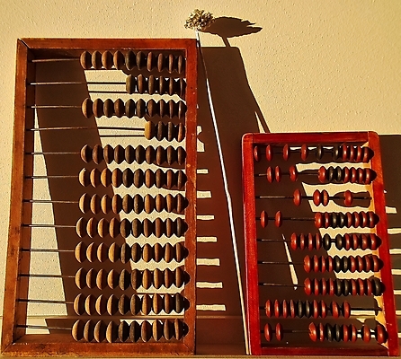 포토 JPG 해외이미지 식물 벽 2 건조 사람없음 빛 태양 기댐 일몰 주판 반대 해외202004 해외포토 자연요소 모션 노을 계산기 파일형식 이미지허브