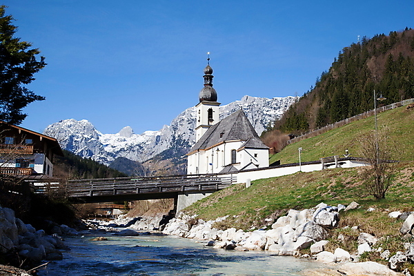 포토 JPG 해외이미지 유럽 자연 하늘 휴가 산 독일 풍경 사람없음 파란색 농장 교회 개울 땅 알프스 타운 바이에른 바이에른사람 해외202004 해외포토 나라 컬러 농업 강 도시 생태계 파일형식 이미지허브