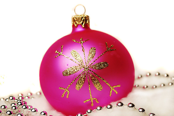 포토 JPG 해외이미지 계절 분홍색 크리스마스장식 크리스마스 겨울 곡선 휴가 사람없음 장식 빛 컬러풀 흰색 축하 눈송이 황금 12월 고립 해외202004 해외포토 기념일 선 컬러 컨셉 눈_날씨 날짜 파일형식 이미지허브