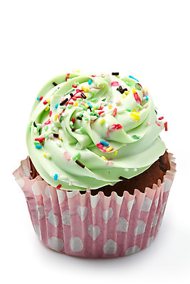 포토 JPG 해외이미지 1 식기 접시 음식 백그라운드 과일 디저트 사람없음 장식 빨간색 초록색 파티 과자 케이크 얼음 빵집 소용돌이 흰색 축하 대접 신선 생일 달콤 맛 컵케이크 굽기 크림 기회 머핀 라임 토핑 바닐라 반투명 숙성 페스츄리 핸드메이드 프로스팅 해외202004 해외포토 자연요소 기념일 빵 컬러 컨셉 이벤트 상점 회오리 구이 제빵 파일형식 이미지허브