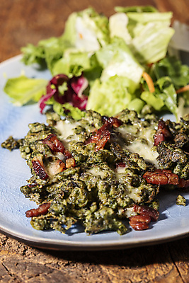 포토 JPG 해외이미지 전통 접시 유럽 음식 채소 재료 탁자 치즈 파스타 독일 요리 사람없음 목재 식사 저녁식사 샐러드 시골 신선 면 오스트리아 맛 베이컨 시금치 점심식사 핸드메이드 해외202004 해외포토 나무 식기 나라 가구 컨셉 유제품 서양음식 돼지고기 파일형식 이미지허브