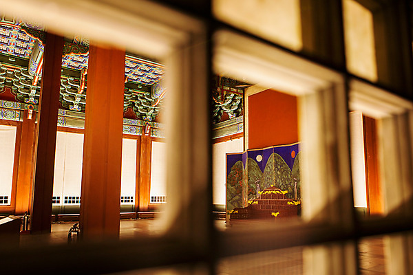 포토 JPG 전통 건축 서울 실내 사람없음 궁전 전통문살 종로 창경궁 일월오봉도 국내포토 고건축 한국 내부 그림 문살 파일형식