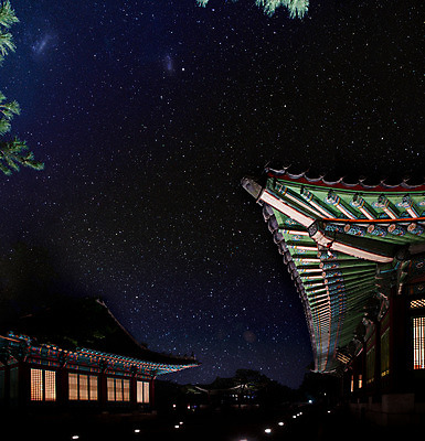 포토 JPG 전통 건축 별 야경 밤하늘 하늘 서울 사람없음 야외 궁전 야간 처마 종로 창경궁 국내포토 자연요소 고건축 한국 파일형식 풍경_경치
