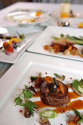 포토 JPG 접시 음식 종류 스테이크 사람없음 다양 메인요리 일본음식 국내포토 식기 다수 서양음식 파일형식