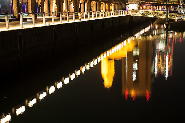포토 JPG 야경 사람없음 야외 강 반사 일본 도시 가교 국내포토 건축물 아시아 야간 파일형식 풍경_경치