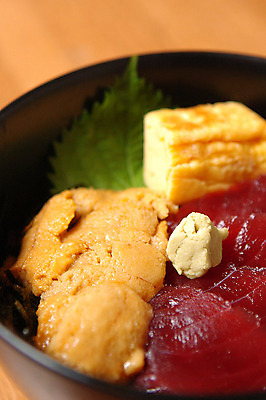 포토 JPG 그릇 음식 근접촬영 사람없음 고추냉이 덮밥 생선덮밥 성게알 일본음식 국내포토 식기 뷰포인트 알 양념 파일형식