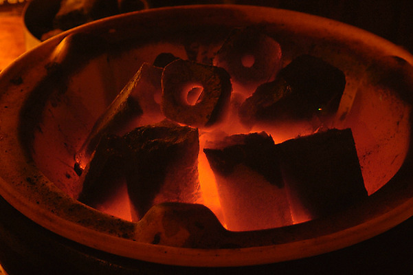 포토 JPG 불 사람없음 일본 일본전통 숯 숯불 국내포토 자연요소 전통 아시아 파일형식