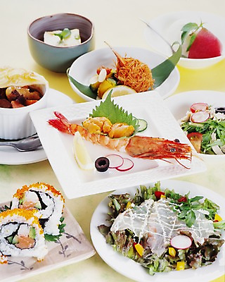 포토 JPG 음식 새우 종류 사람없음 샐러드 다양 구이 캘리포니아롤 일본음식 국내포토 다수 갑각류 초밥 파일형식